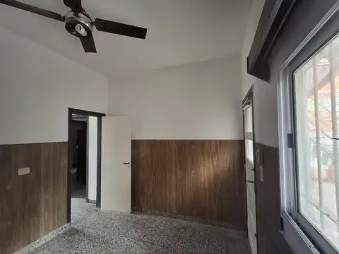 Depto Tipo Casa en Venta 40 años