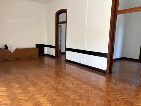 Av. Belgrano al 1800, Balvanera