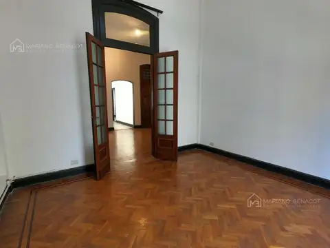 Departamento en Alquiler en Balvanera, $ 1.800.000