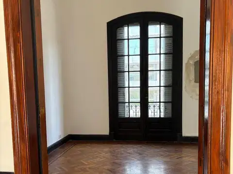 Departamento en Alquiler de 8 ambientes