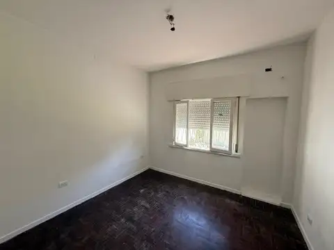 Depto Tipo Casa en Alquiler en Villa Adelina, $ 1.100.000