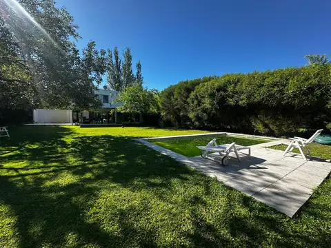 Venta Casa en Barrio Santa Catalina Villanueva Tigre