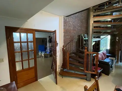 Casa 4 ambientes con 3 baños