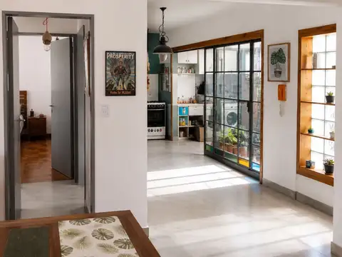 Depto Tipo Casa 2 ambientes con 1 baño