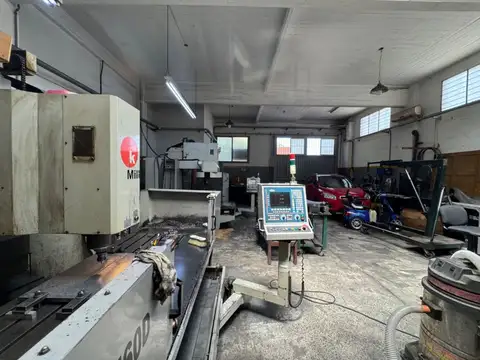 VENTA DE DEPOSITO INDUSTRIAL