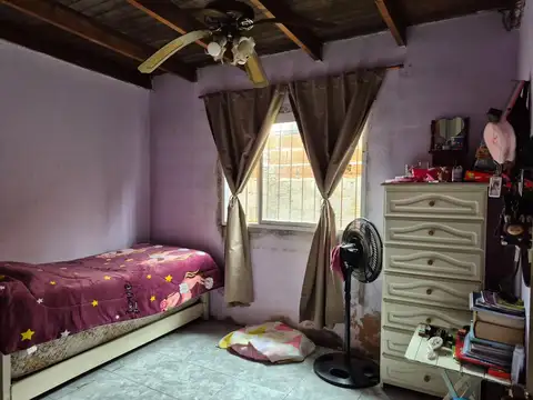 Casa 4 ambientes con 1 baño