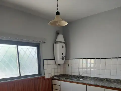 Depto Tipo Casa en Alquiler de 2 dormitorios