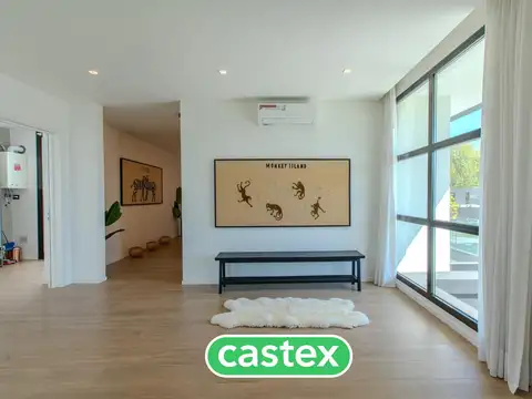 Casa 5 ambientes con 3 baños