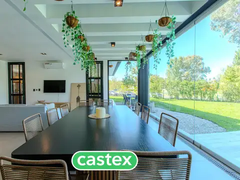 Casa en Venta de 4 dormitorios
