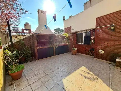 Depto Tipo Casa en Venta de 5 ambientes