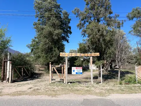 SE VENDE CASA MÁS CAMPO FINANCIADO CON ENTREGA