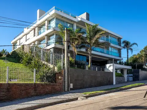 Departamento en Venta en Punta Gorda, USD 1.250.000