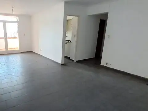 VENTA DEPTO 3 DORM CON BALCON B GUEMES