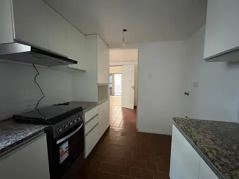 Departamento 7 ambientes con 3 baños