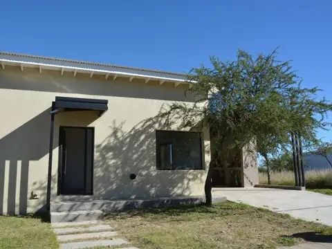 Casa en Venta con 1 cochera