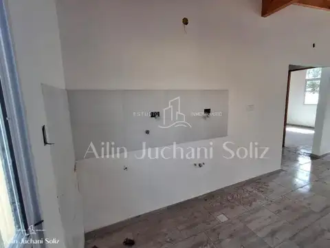 Casa 3 ambientes con 1 baño