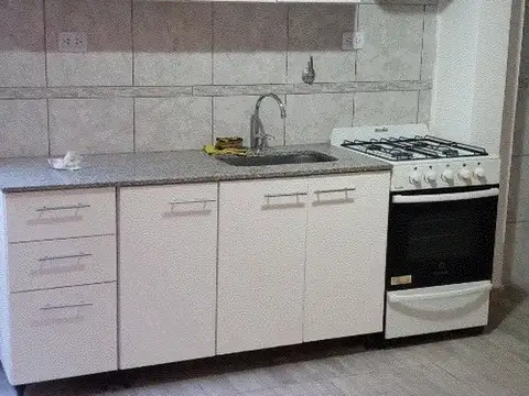 Depto Tipo Casa en Alquiler de 2 ambientes