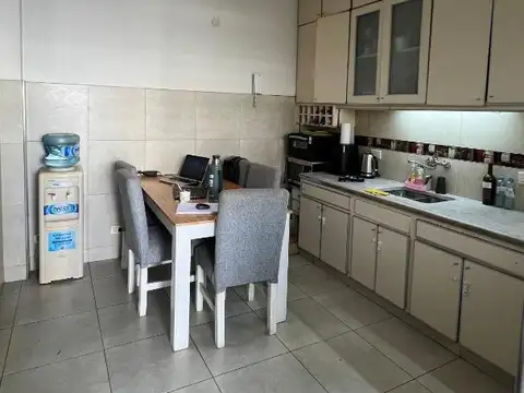 VENTA PH 3 AMBIENTES CON FONDO
