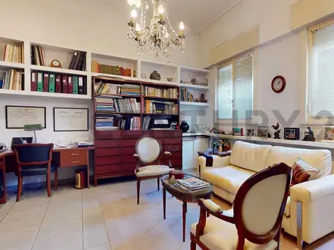 Casa 7 ambientes con 2 baños