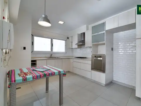 Departamento 3 ambientes con 2 baños