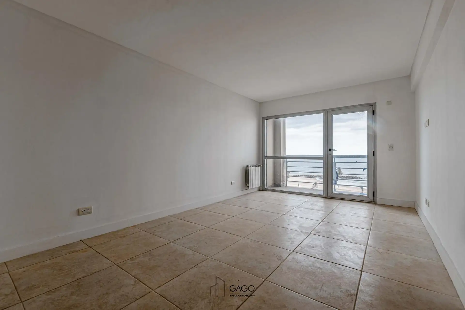 Depto 2 amb, 55m² al frente con balcón y vista panorámica al Mar