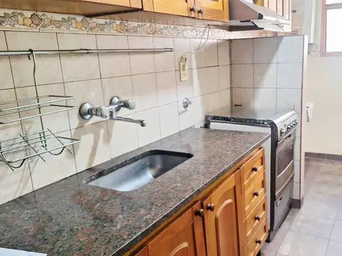 Avenida Directorio 600