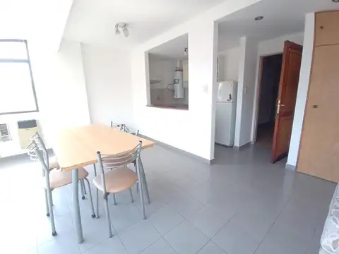 Diagonal 77 e/ 5 y 6 , Piso 4