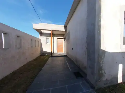 Casa en Venta en Melchor Romero, USD 90.000