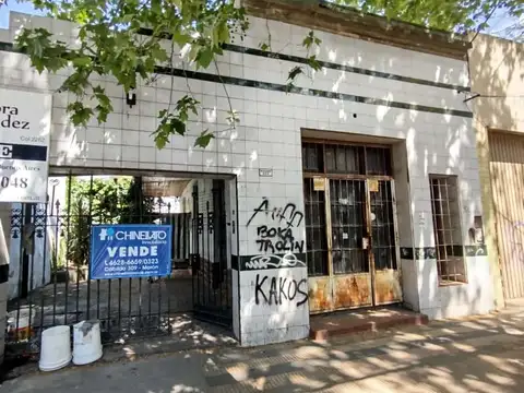 NUEVO VALOR - OPORTUNIDAD - Terreno a 250 mts de la estación con casa y local - FOT 3