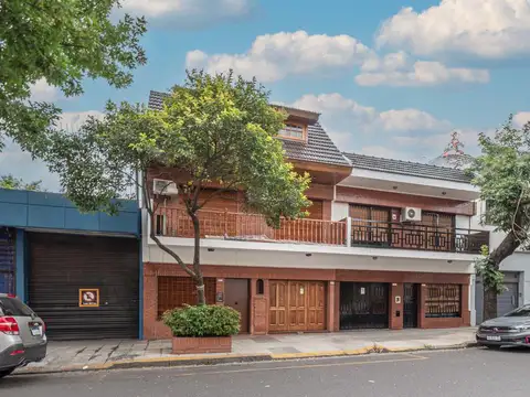 Venta Casa duplex Parque Chacabuco