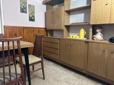 Venta casa en Pilar , a una cuadra de la estación
