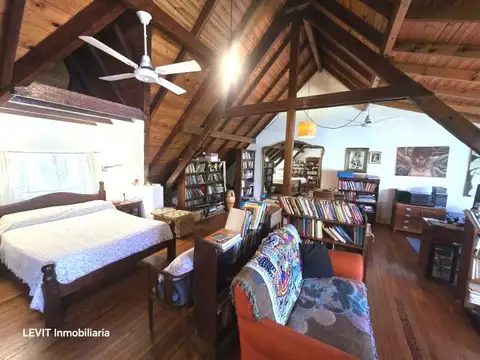 Casa 6 ambientes con 3 baños