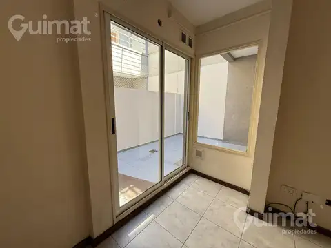 Depto Tipo Casa 2 ambientes con 1 baño