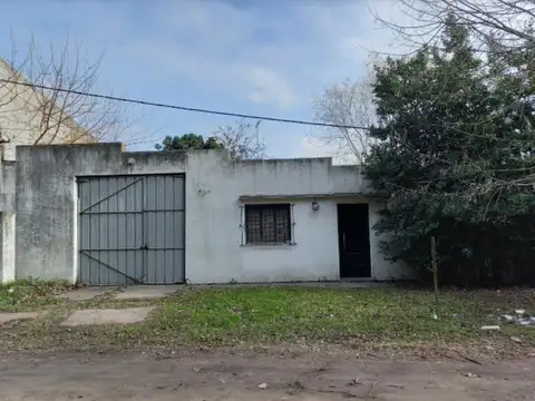 459 e/ 21d y Camino General Belgrano