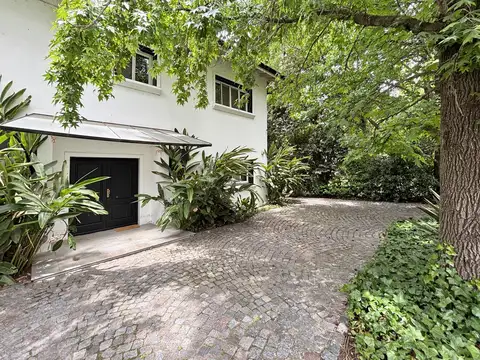 Casa en Alquiler de 4 dormitorios