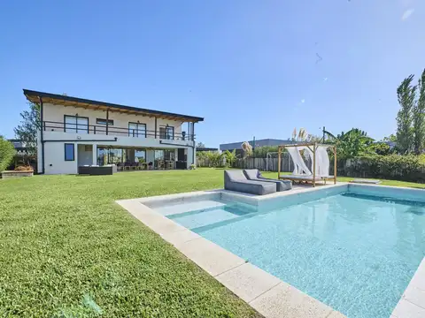 Barrio san Sebastián área 6 lote 49
