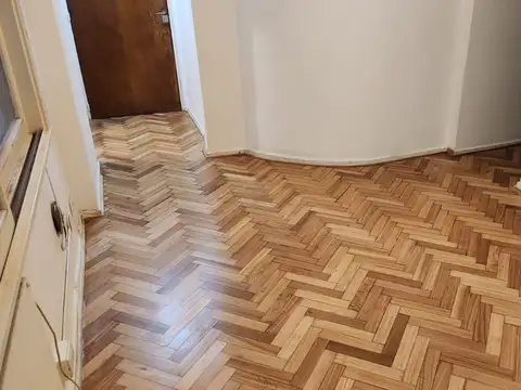 Zapiola 2300, Piso 2