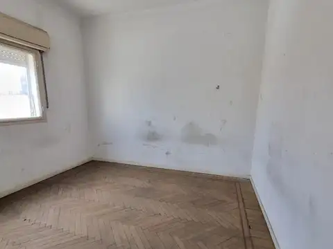 Avenida Varela y Coronel Ramón L. Falcón