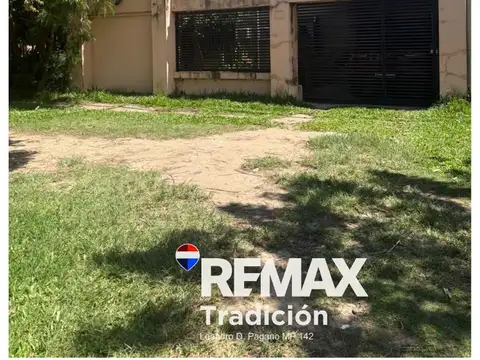 Venta de  casa de 3 dorm con quincho b* raota