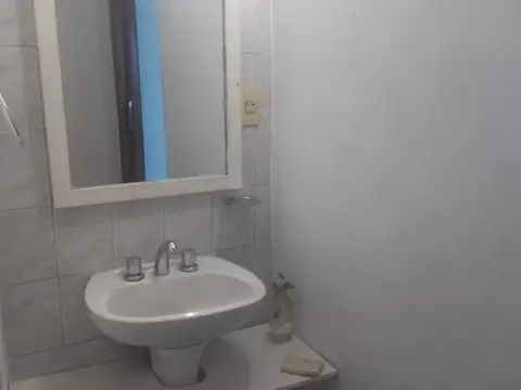 VENTA PH 2 AMB. LOMAS DEL MIRADOR APTO CREDITO