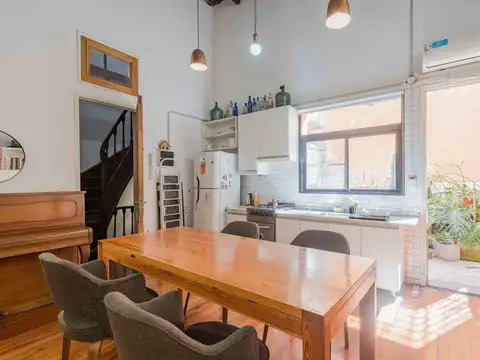 Depto Tipo Casa en Venta con 1 cocheras