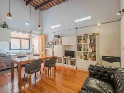 Depto Tipo Casa en Venta 70 años