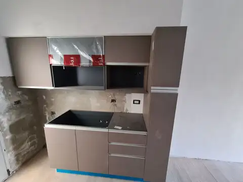 hipolito irigoyen 300, Piso 1