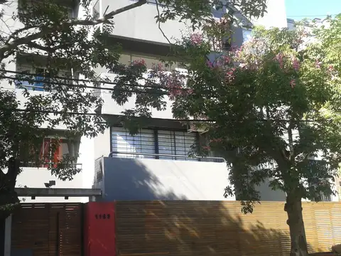 Aristobulo del Valle 1100, Piso 1