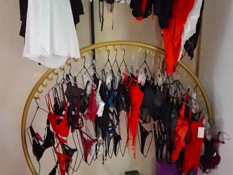 VENTA FONDO DE COMERCIO IND. SPORT FEM Y SEX SHOP