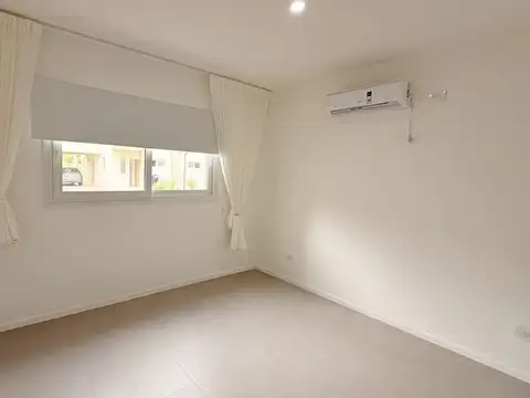 Departamento en Venta en Pilar, USD 185.000