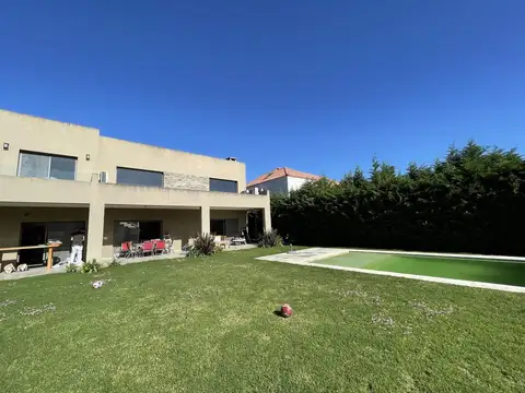 Casa en Venta en La Lomada De Pilar, USD 710.000