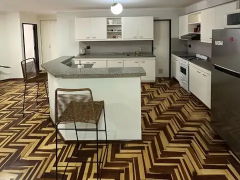 Parana 533 , Piso 11