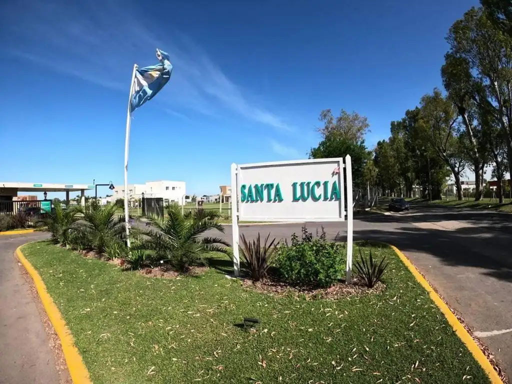 Terreno en Venta en Pilar del Este - Santa Lucia