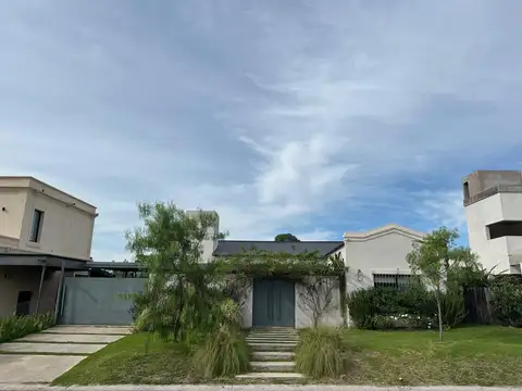 Exc Casa 2 Dorm Vta en Invernaderos San Lorenzo Chico